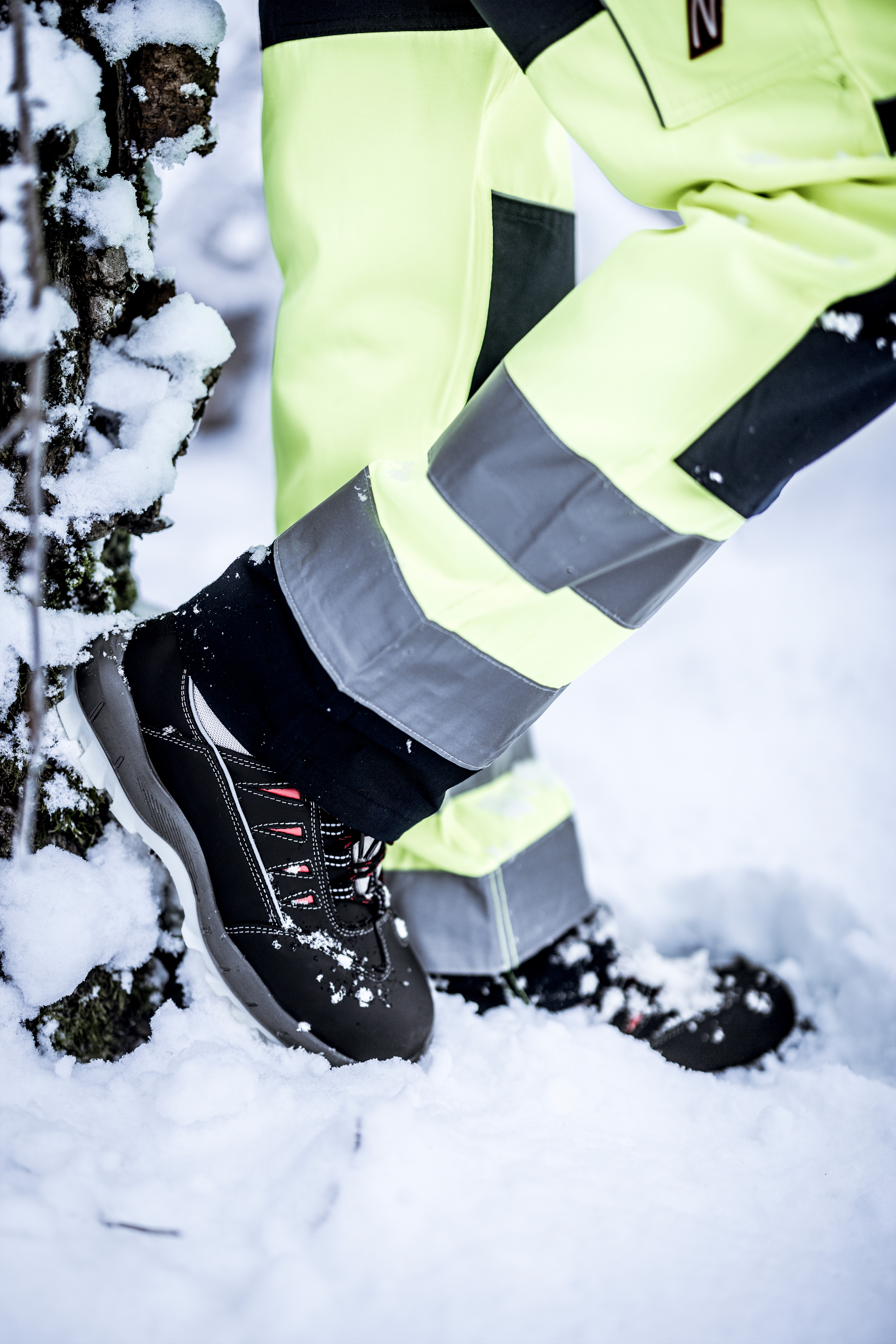 NITRAS SPORT STEP MID W, S3 CI Sicherheitswinterstiefel, halbhoch, schwarz, EN ISO 20345, DGUV Regel 112-191