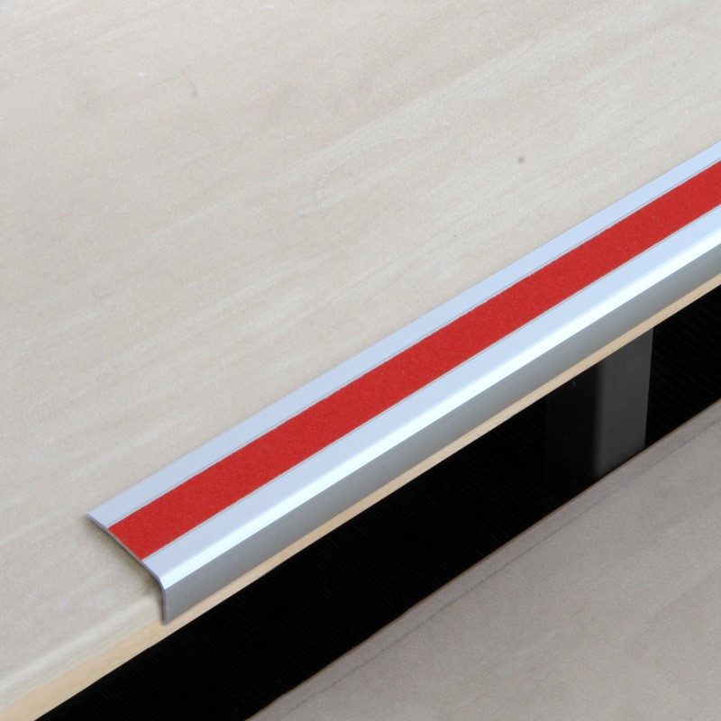 Antirutschtreppenkantenprofil Aluminium m2 Easy Clean rot 53 x 610 x 31mm