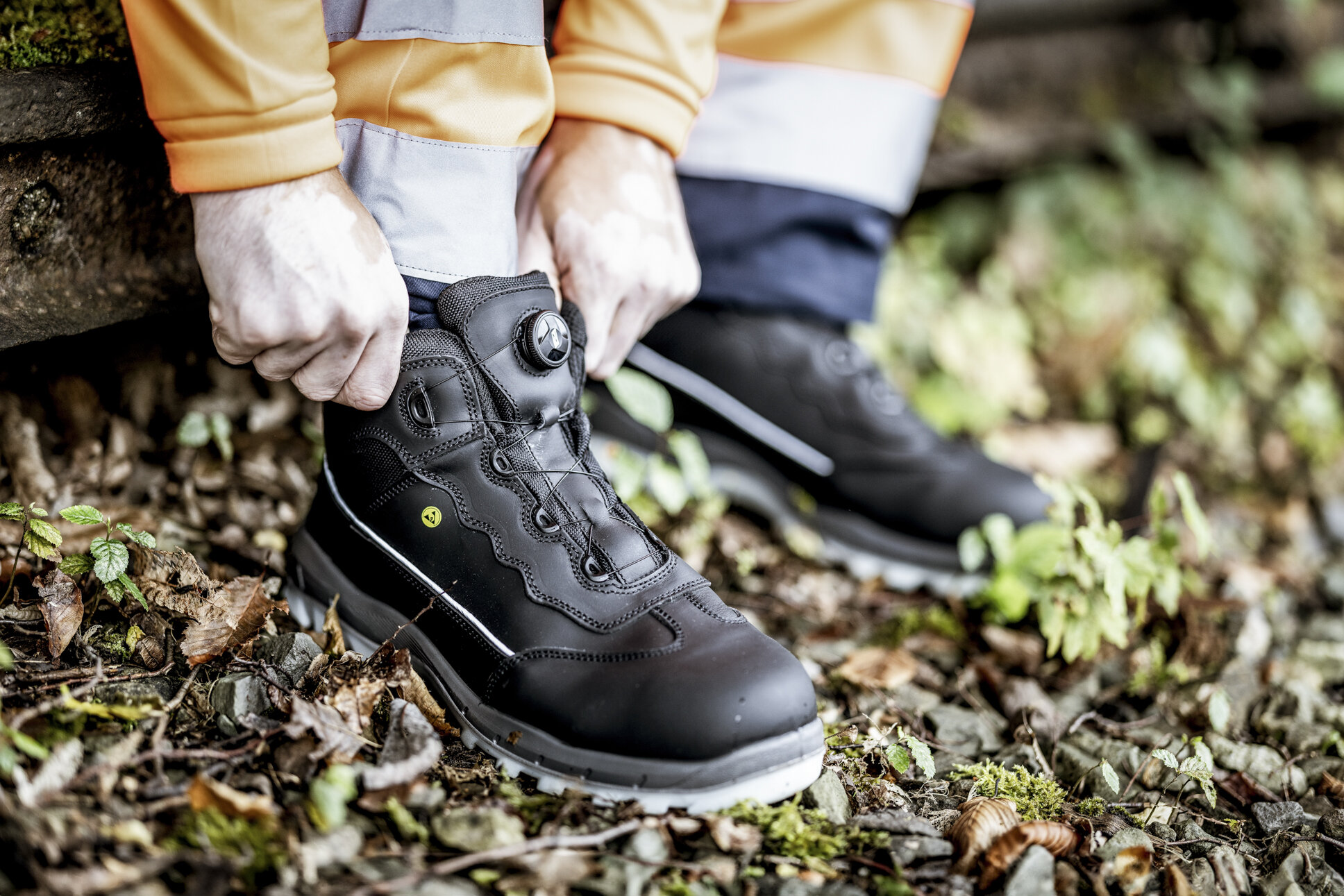 NITRAS SPORT STEP MID FIT, Sicherheitsstiefel, halbhoch, schwarz, EN ISO 20345, EN IEC 61340-4-3, DGUV Regel 112-191