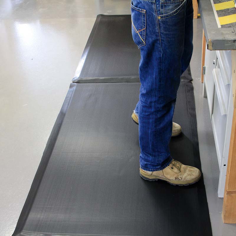 m2-Antiermüdungsmatte mit Rillenstruktur schwarz mit Rand schwarz 90x150cm
